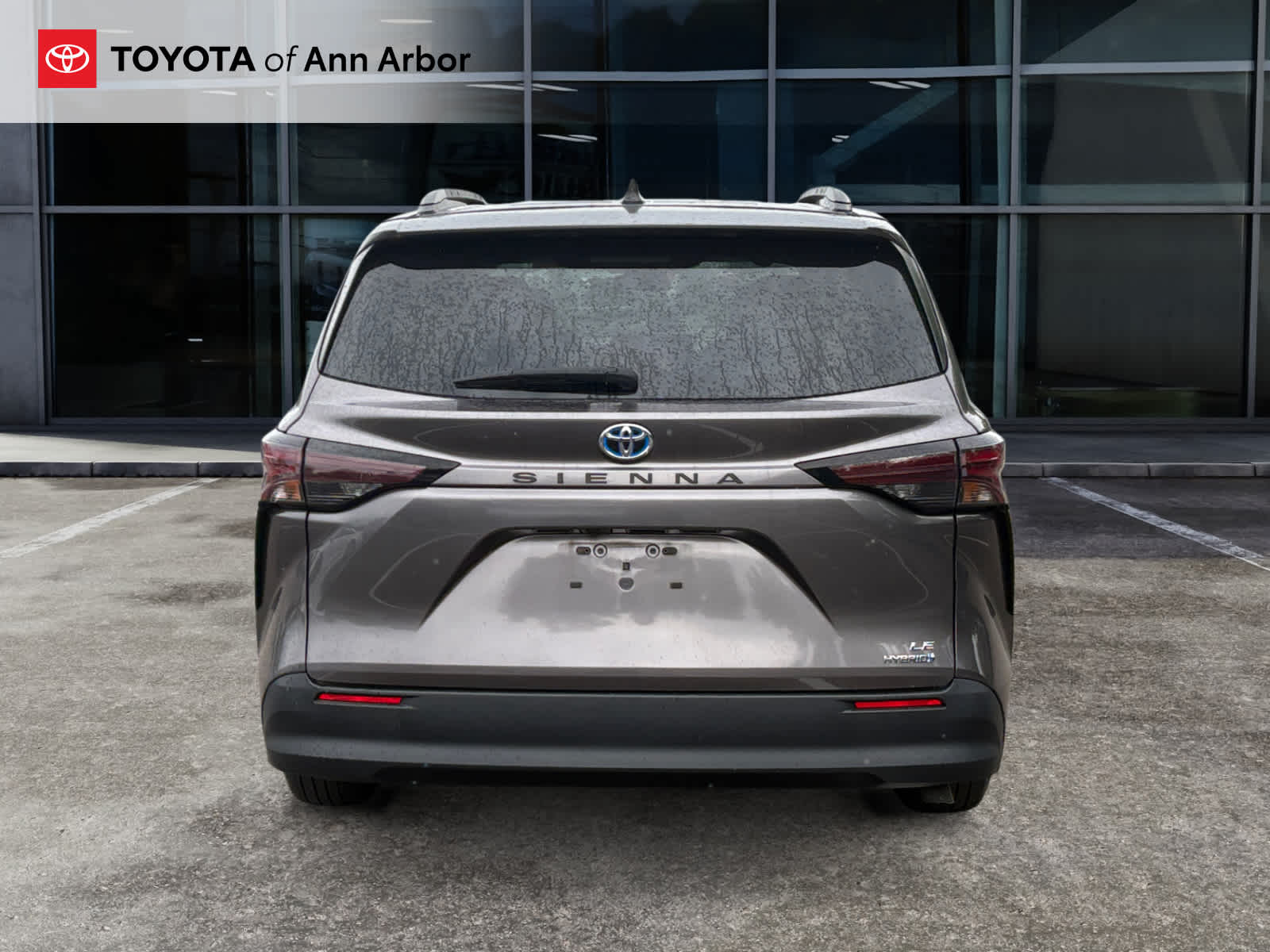 2023 Toyota Sienna LE