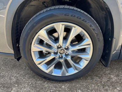 2022 Toyota Highlander Hybrid Limited