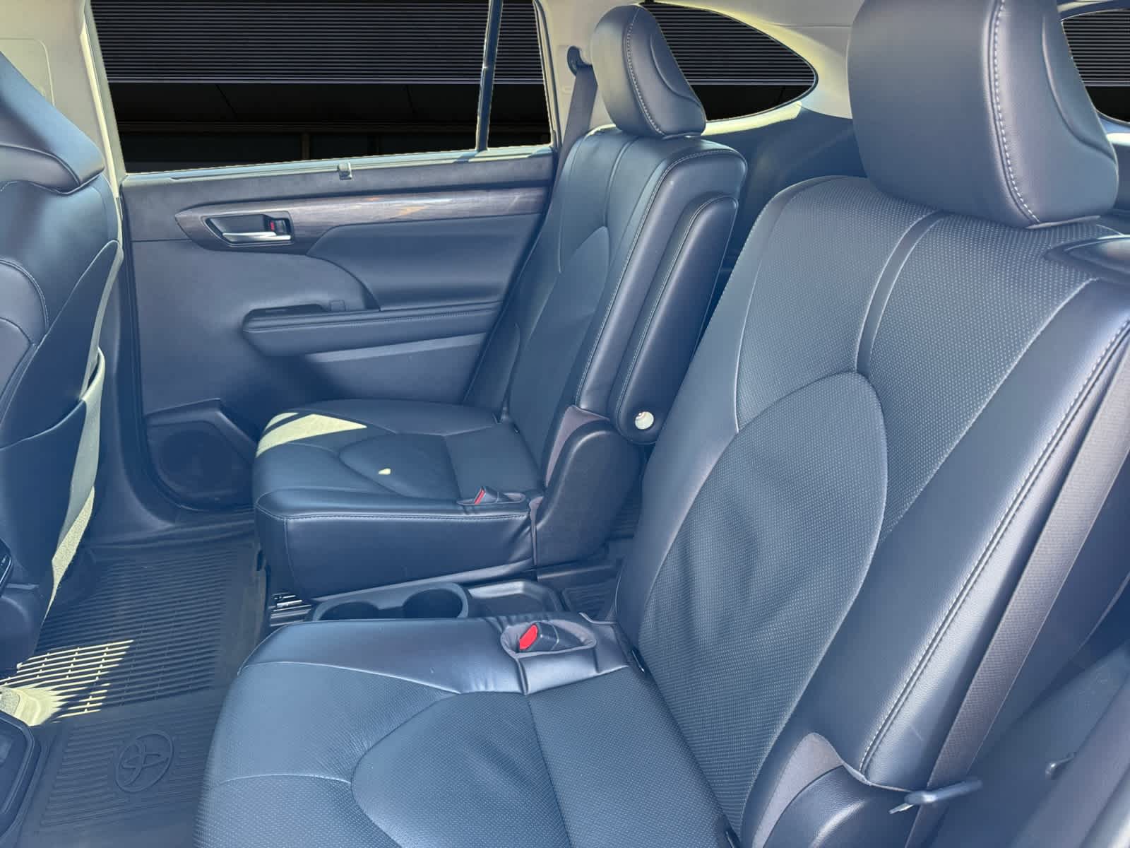 2022 Toyota Highlander Hybrid Limited