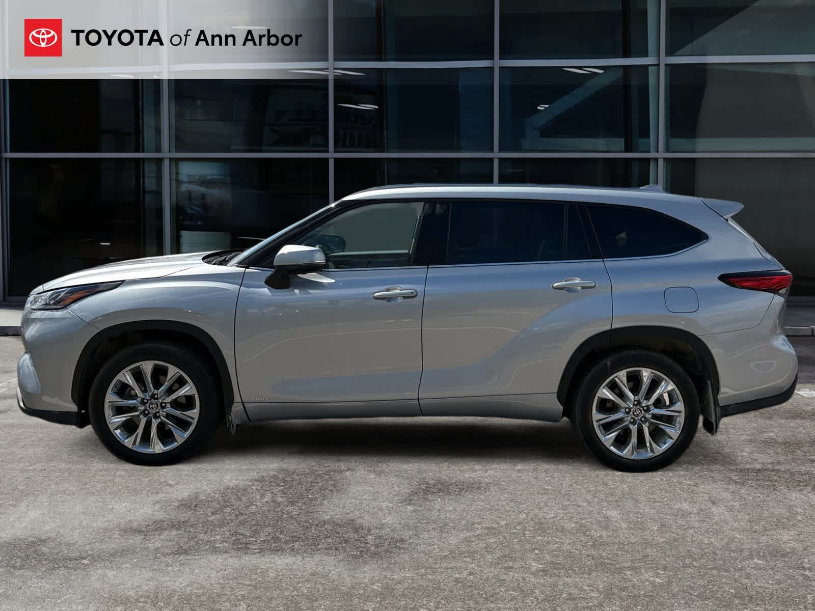 2023 Toyota Highlander Hybrid Limited