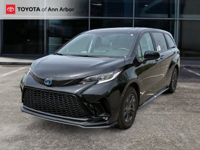 2025 Toyota Sienna XSE