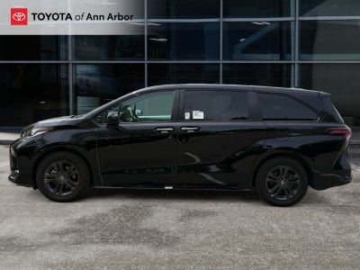 2025 Toyota Sienna XSE