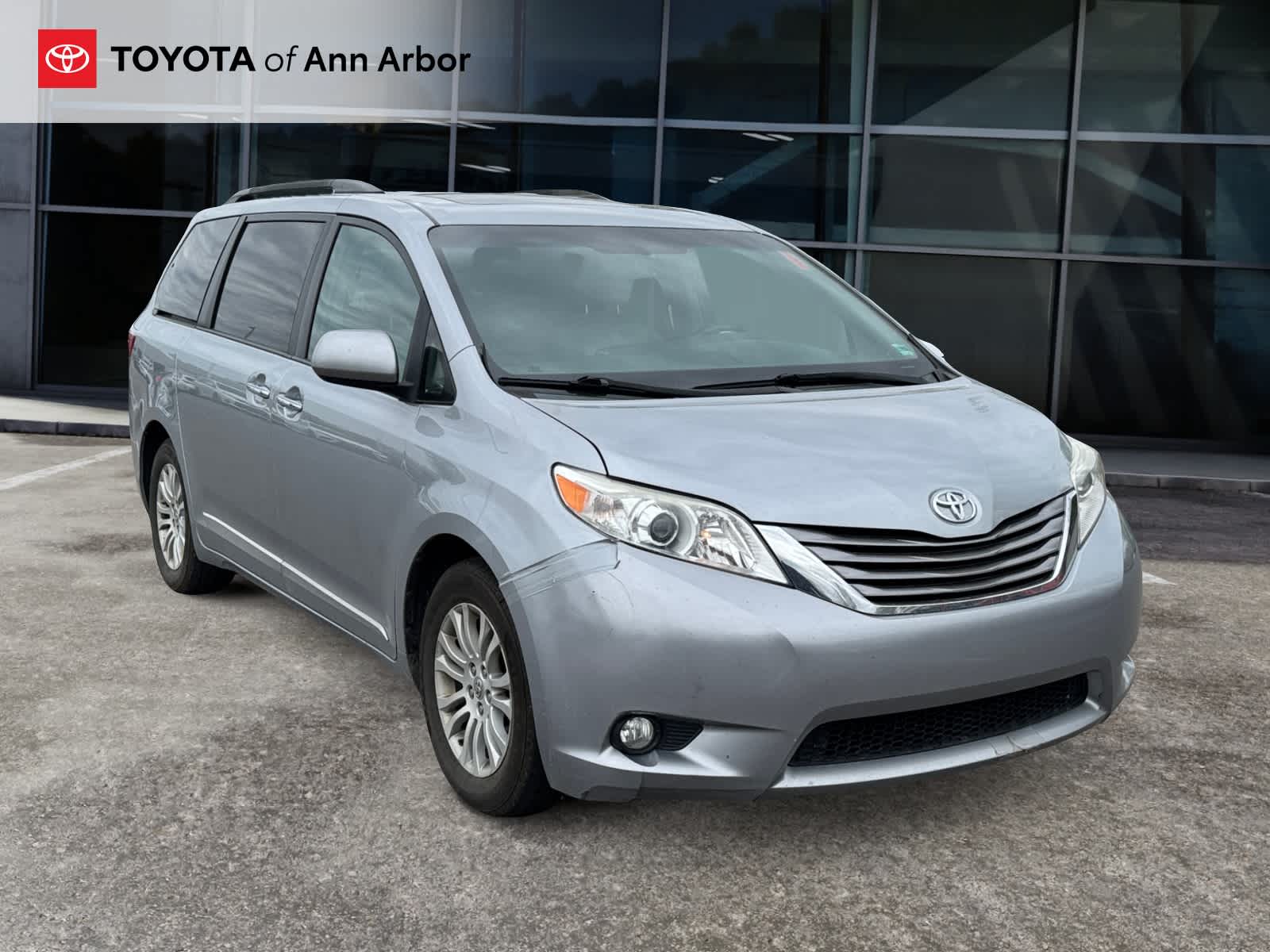 2016 Toyota Sienna XLE