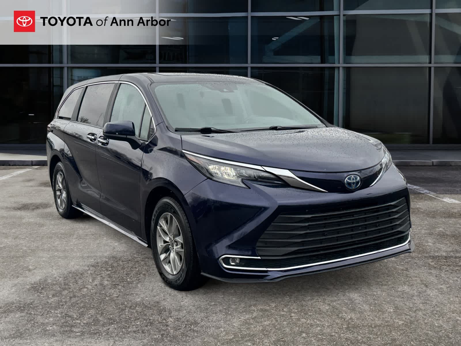 2024 Toyota Sienna XLE
