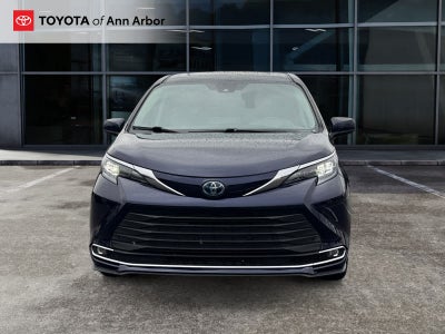 2024 Toyota Sienna XLE