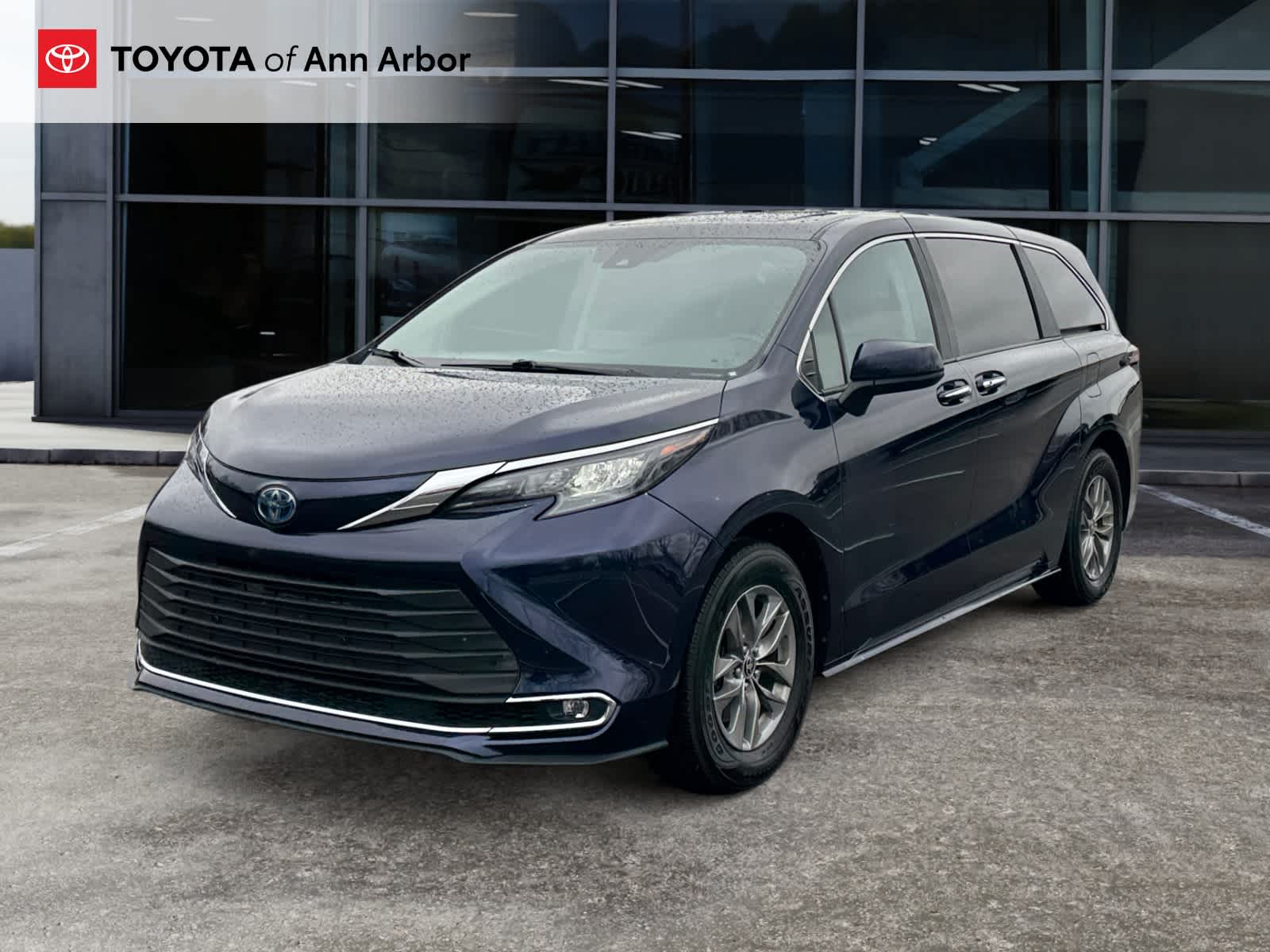 2024 Toyota Sienna XLE