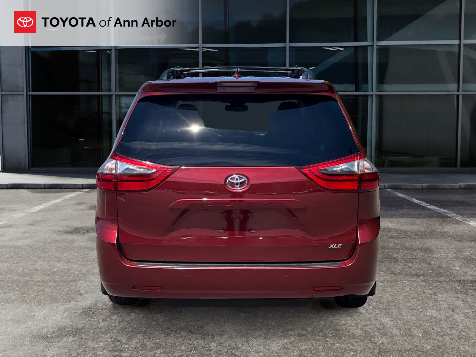 2020 Toyota Sienna XLE