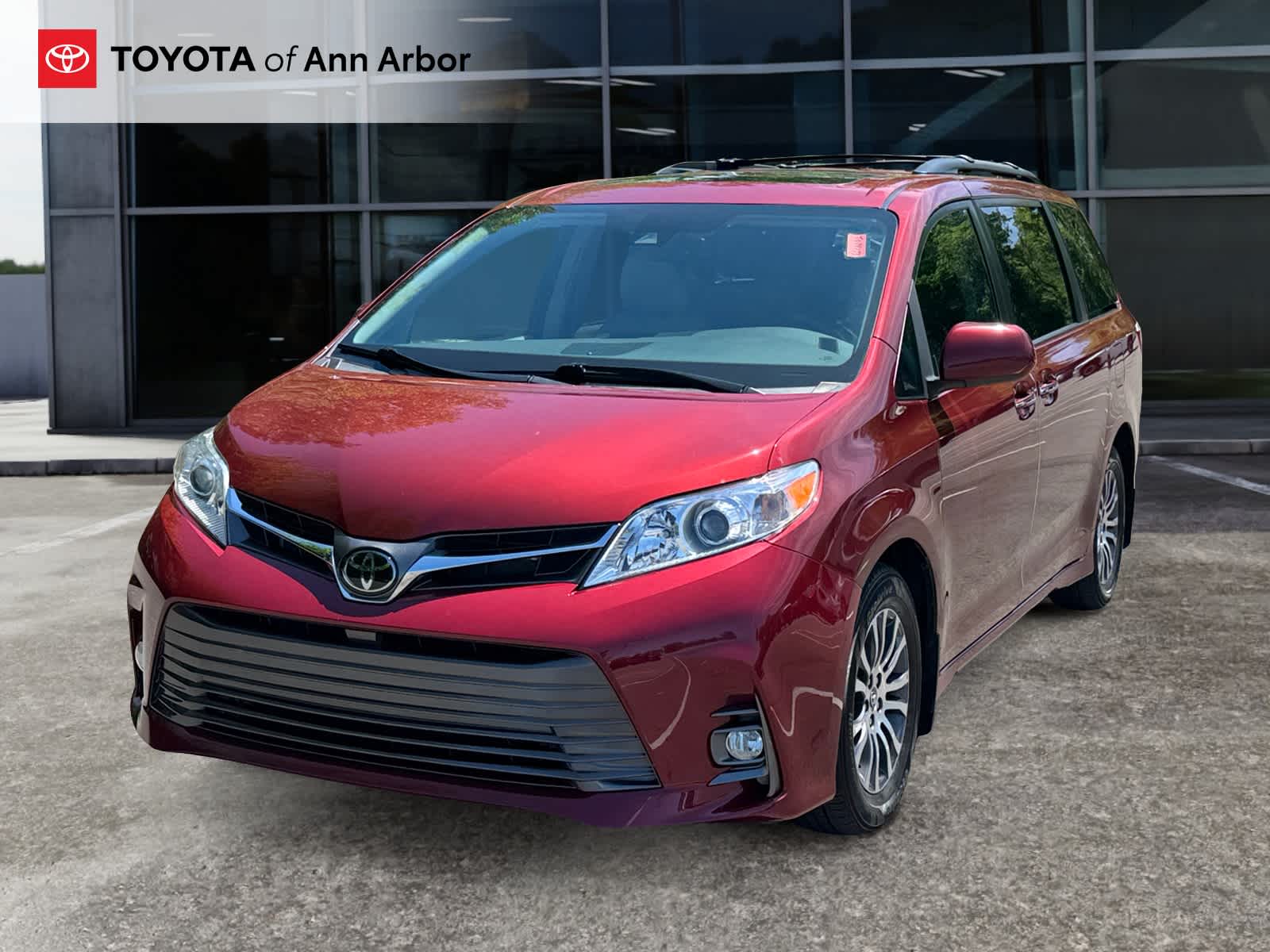 2020 Toyota Sienna XLE