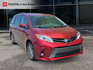 2020 Toyota Sienna XLE