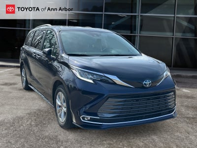 2023 Toyota Sienna Limited
