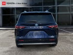 2023 Toyota Sienna Limited