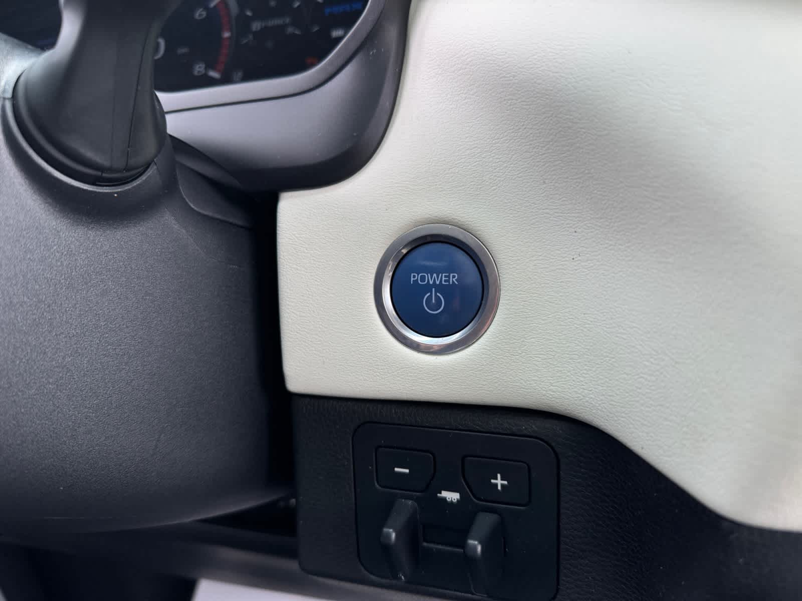 2022 Toyota Tundra Capstone Hybrid