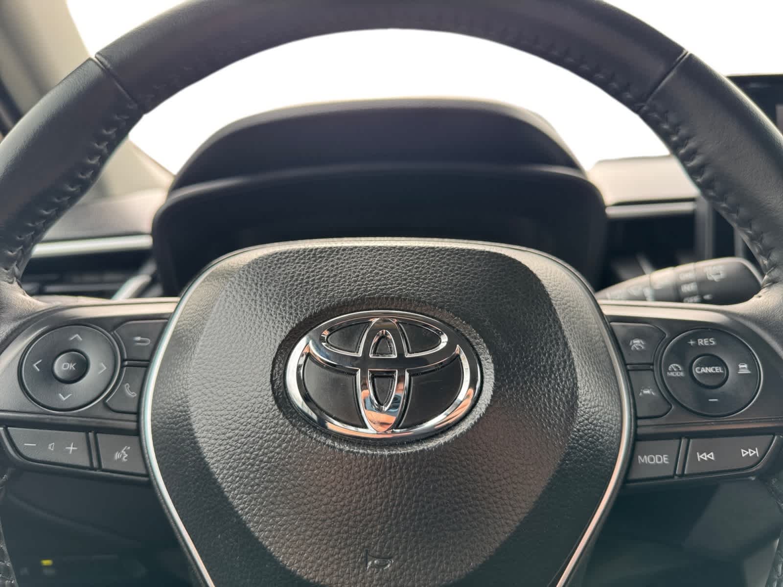 2025 Toyota Corolla Cross LE