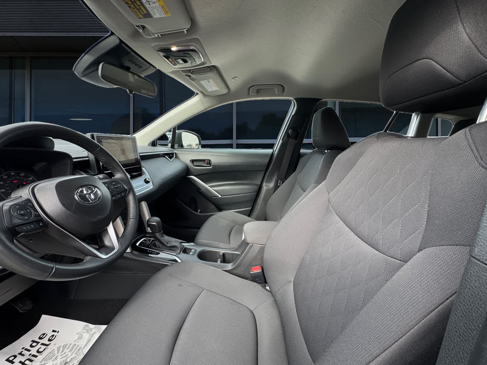 2025 Toyota Corolla Cross LE