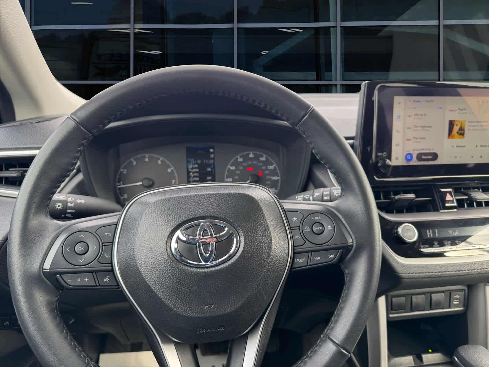 2025 Toyota Corolla Cross LE