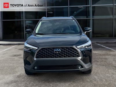 2025 Toyota Corolla Cross XLE
