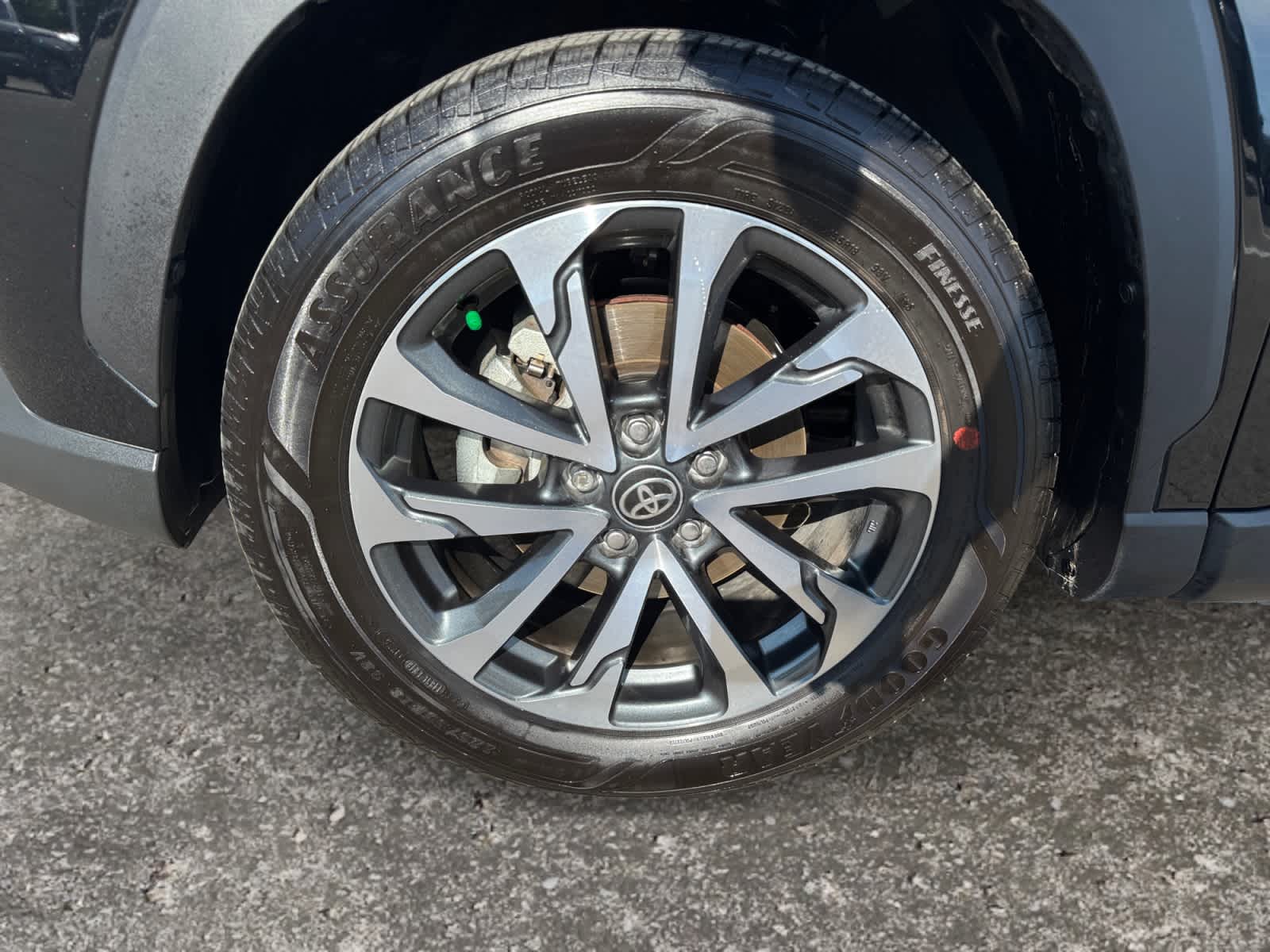 2025 Toyota Corolla Cross XLE