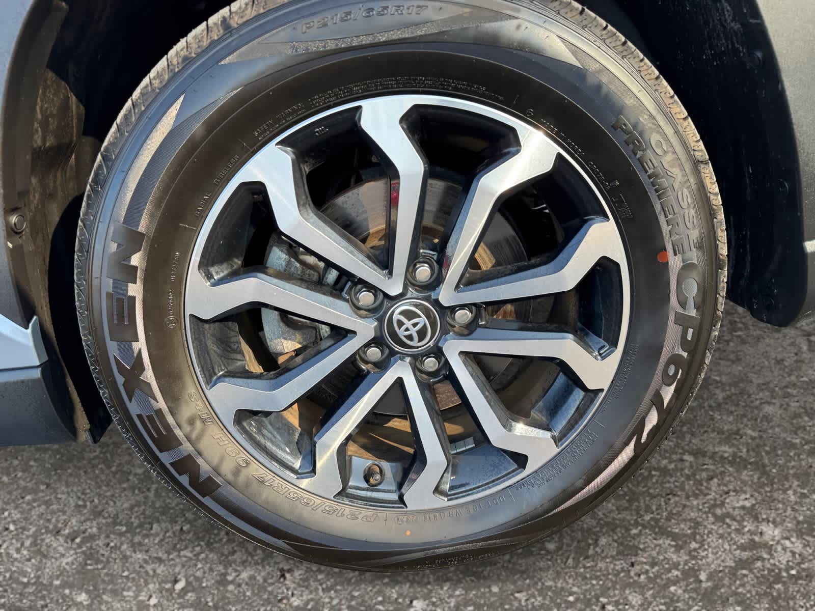 2023 Toyota Corolla Cross Hybrid SE