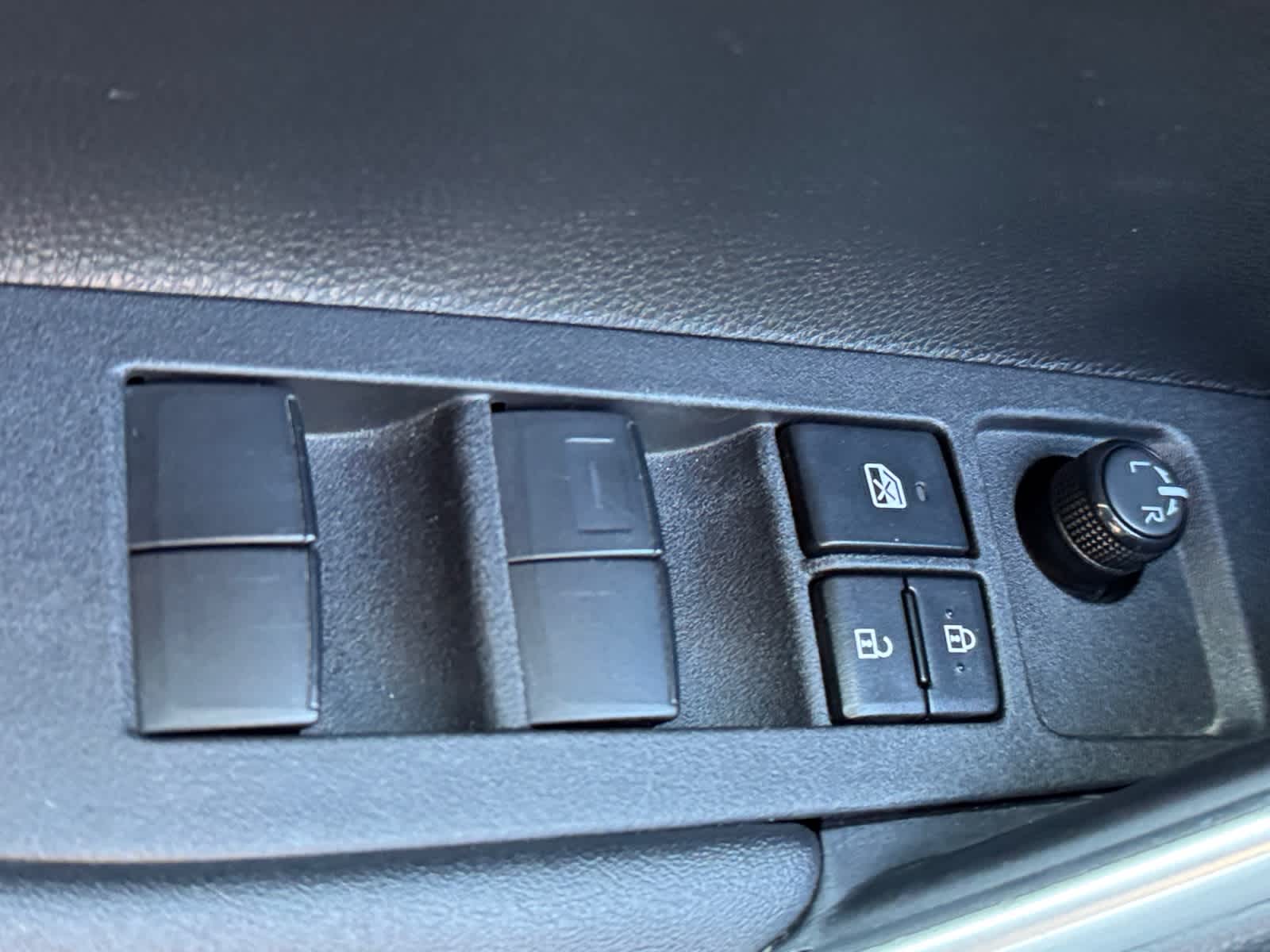 2023 Toyota Corolla Cross Hybrid SE