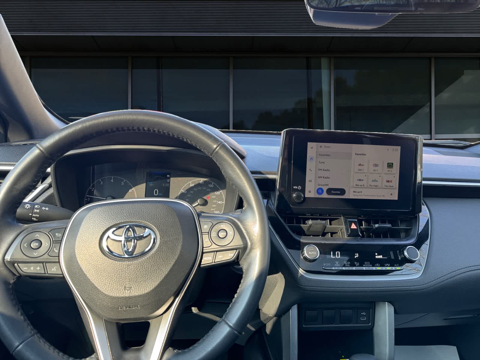 2023 Toyota Corolla Cross Hybrid SE