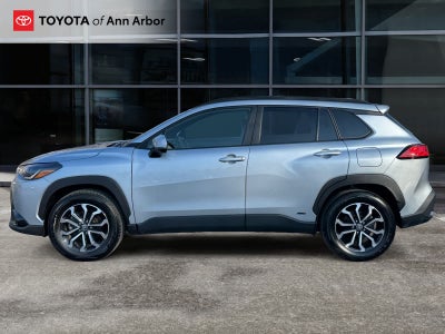 2023 Toyota Corolla Cross Hybrid SE