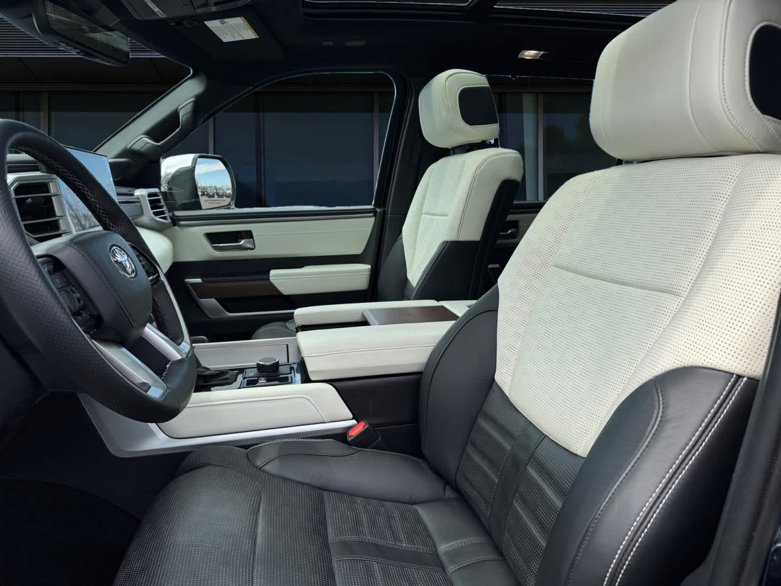 2023 Toyota Sequoia Capstone