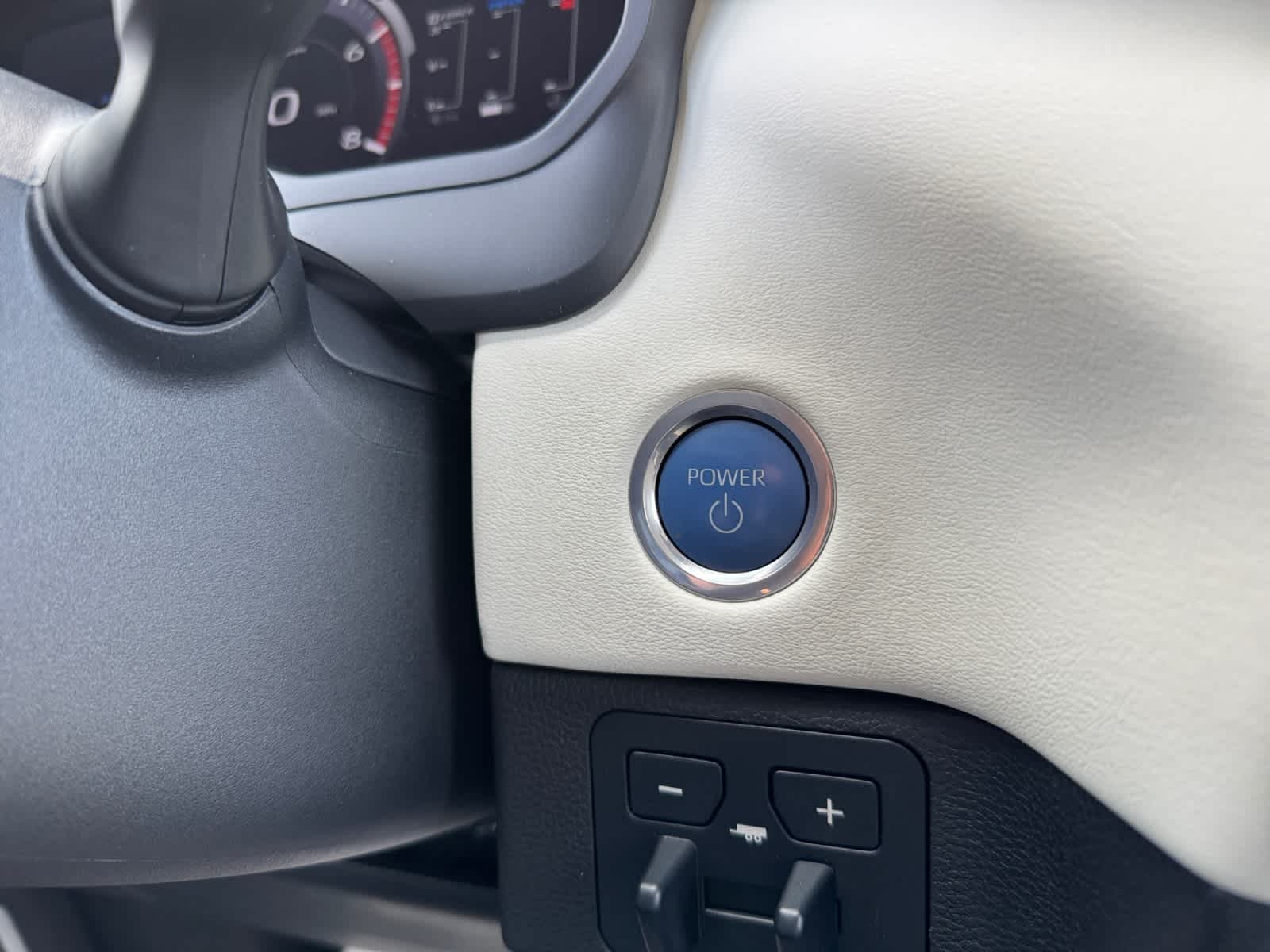 2023 Toyota Sequoia Capstone