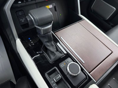 2023 Toyota Sequoia Capstone