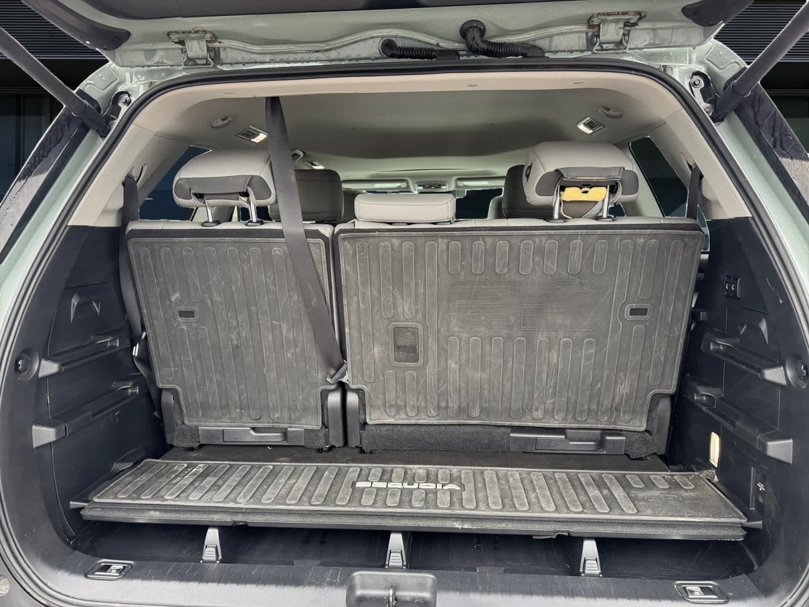 2024 Toyota Sequoia SR5