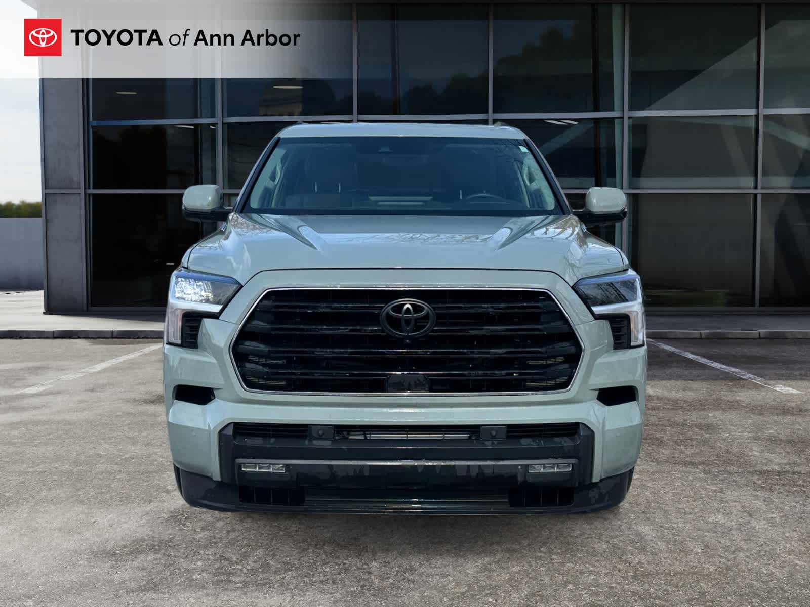 2024 Toyota Sequoia SR5