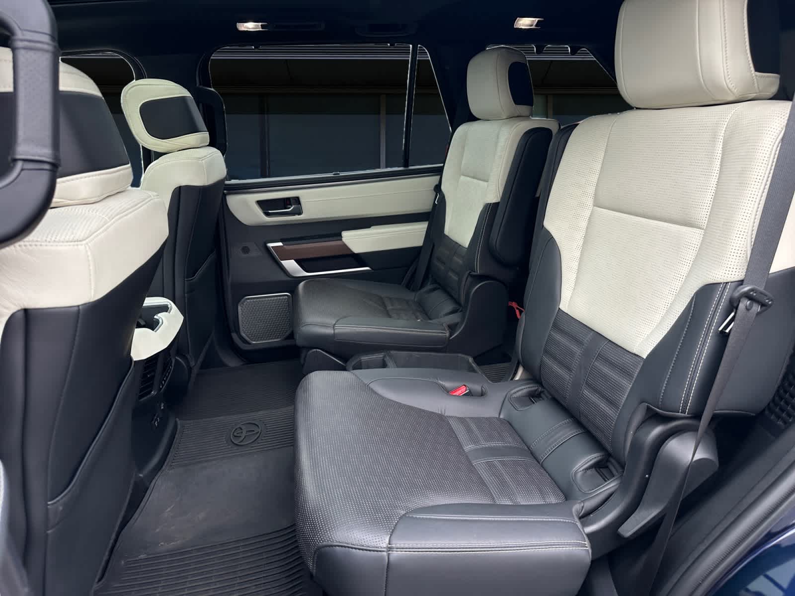 2023 Toyota Sequoia Capstone