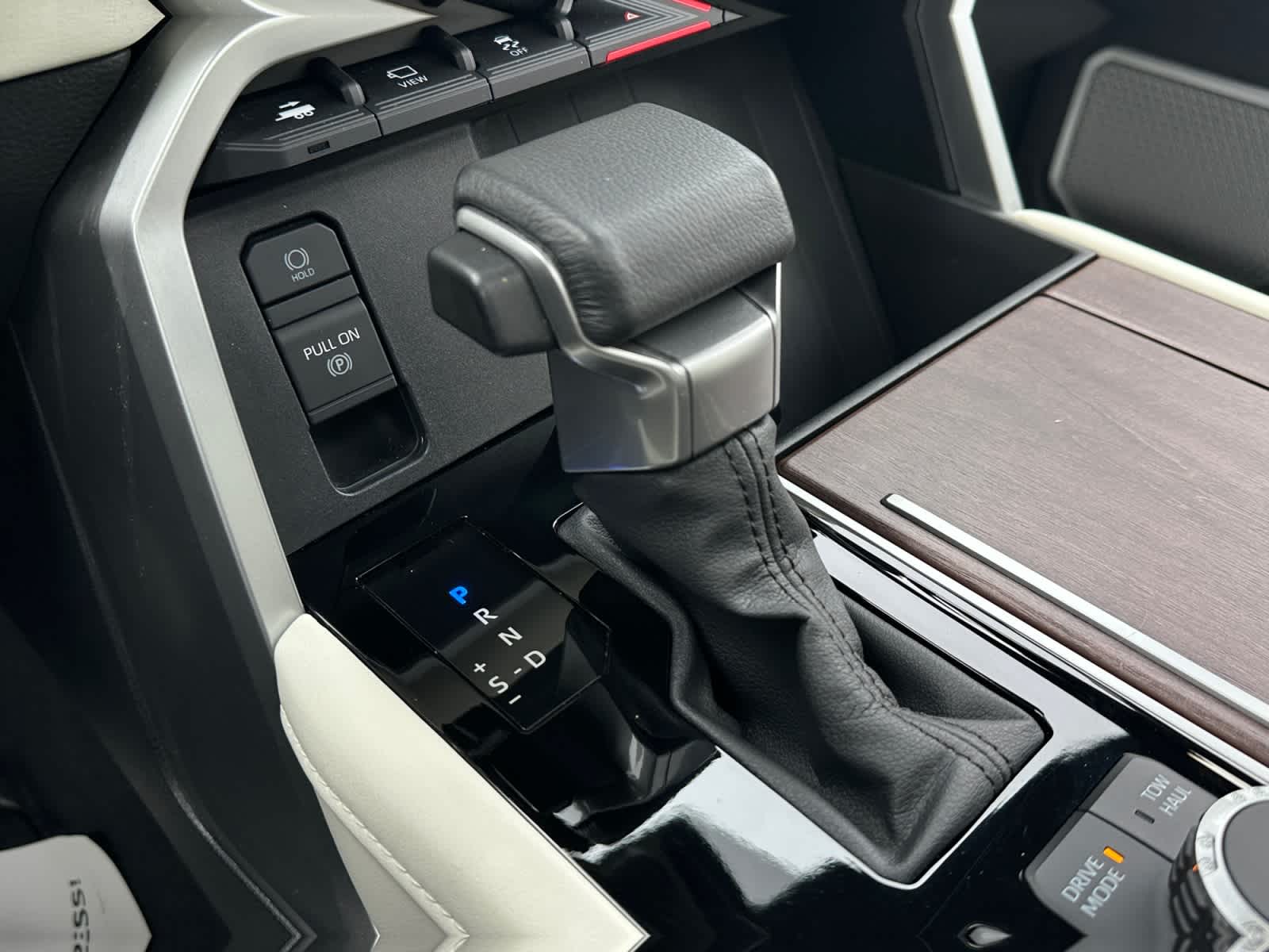 2023 Toyota Sequoia Capstone