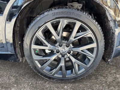 2025 Toyota Crown Signia Limited