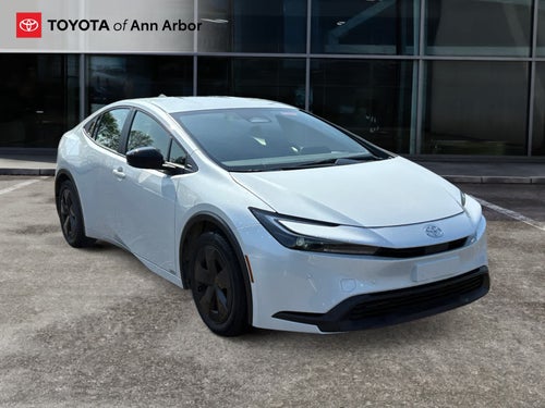 2025 Toyota Prius LE