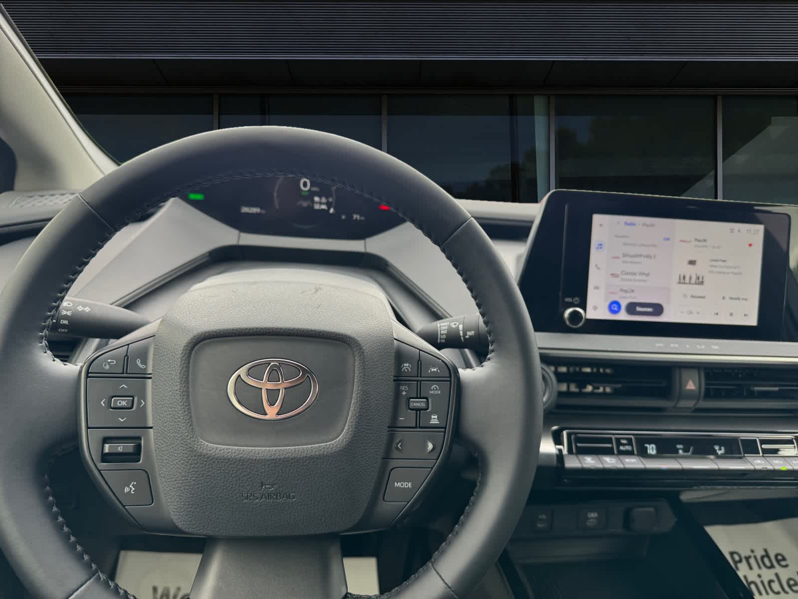 2025 Toyota Prius LE