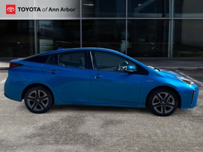 2019 Toyota Prius XLE