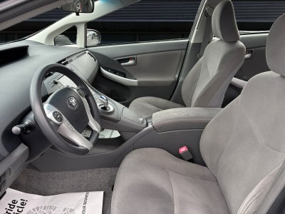 2011 Toyota Prius III