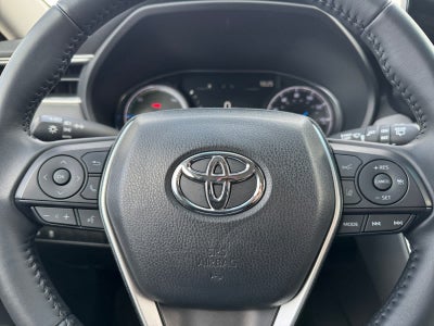2023 Toyota Venza LE