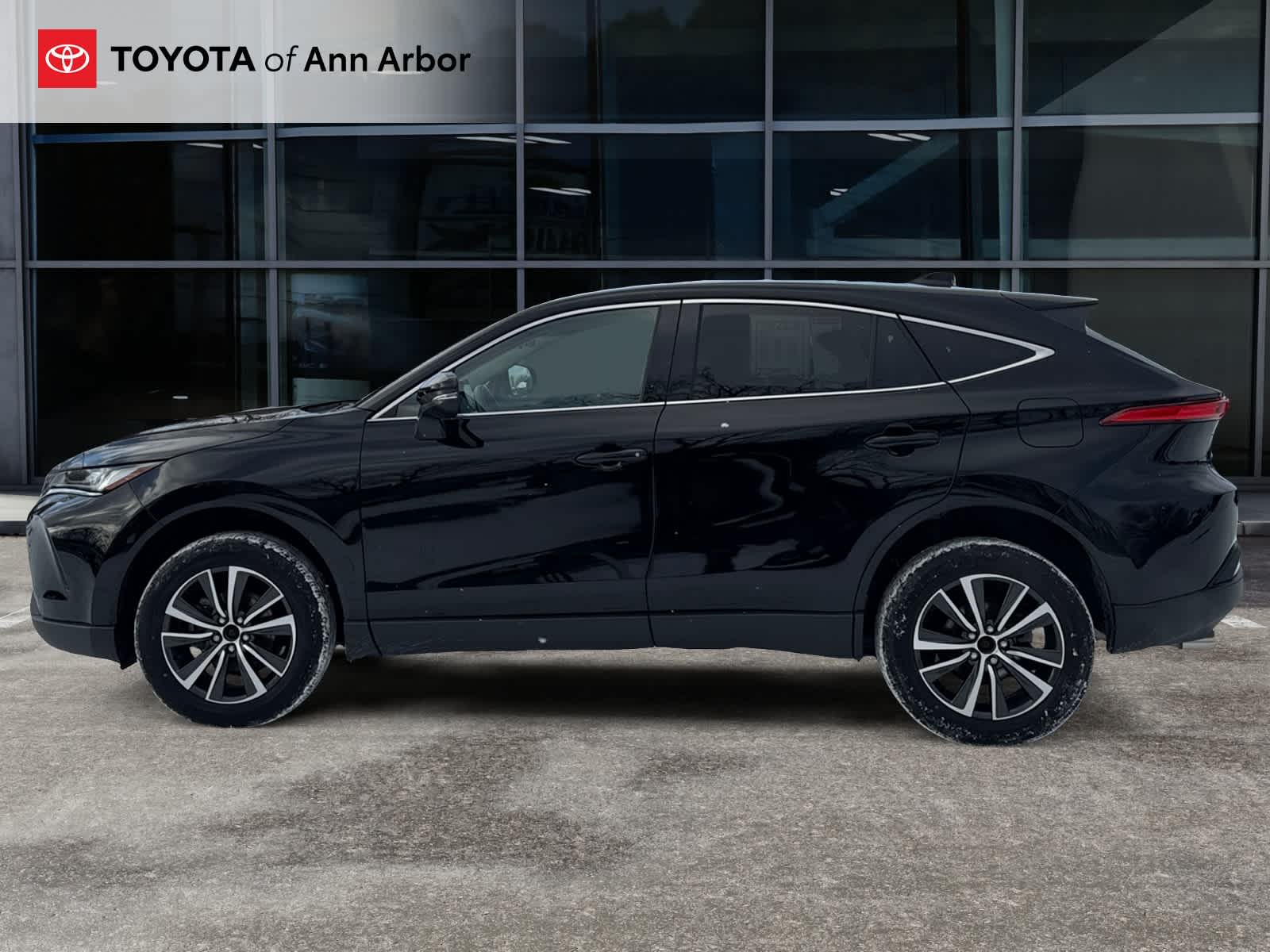 2023 Toyota Venza LE
