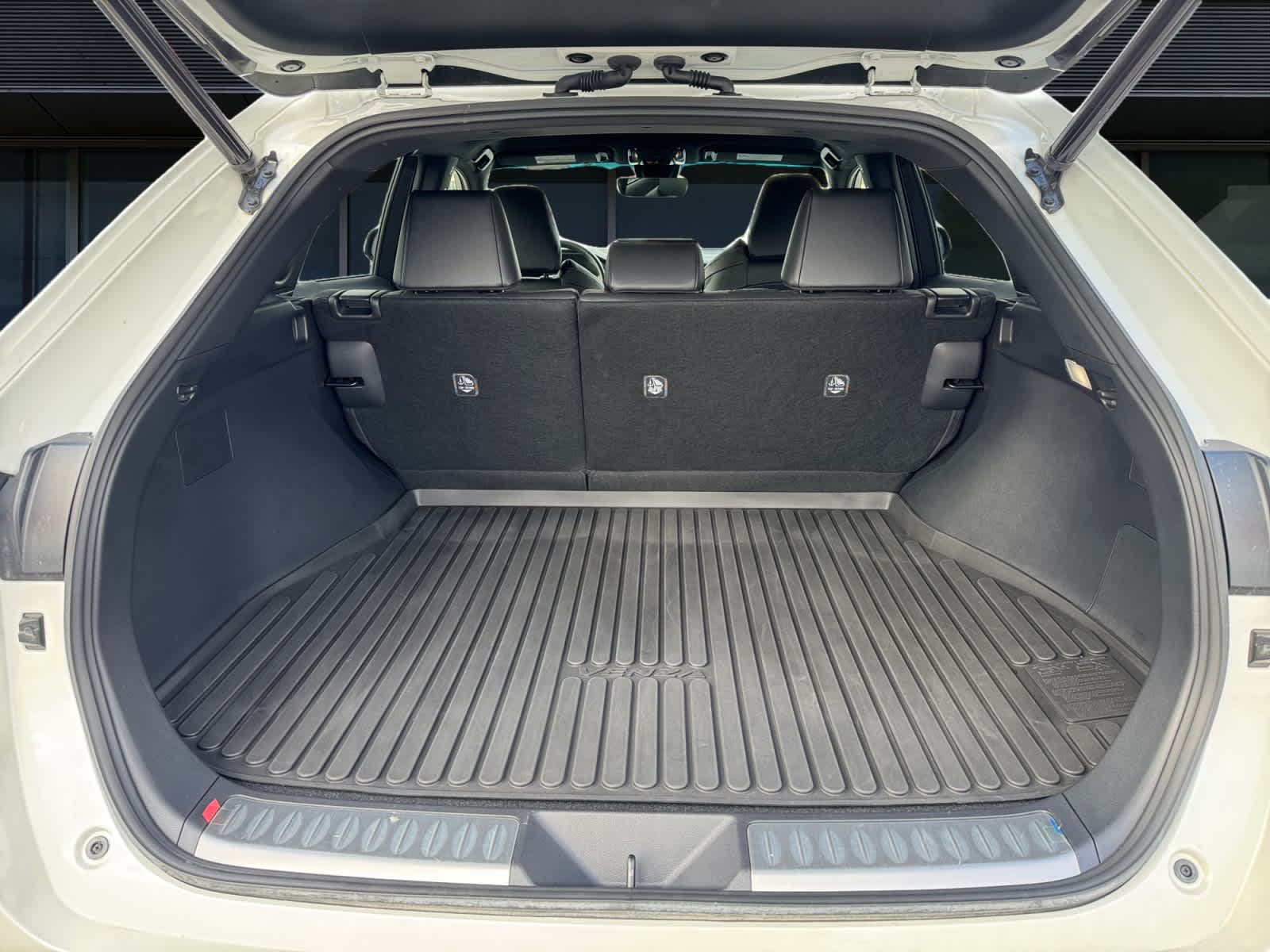 2022 Toyota Venza XLE