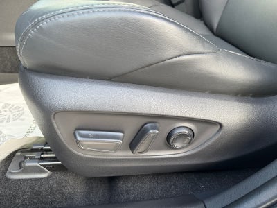 2022 Toyota Venza XLE