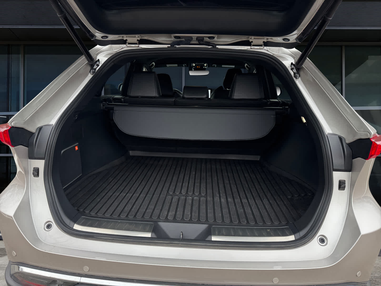 2023 Toyota Venza XLE