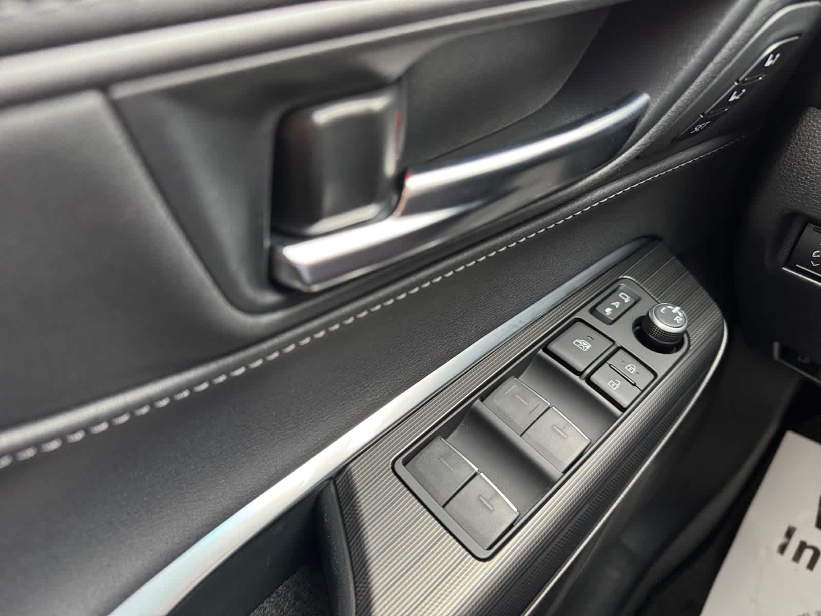 2023 Toyota Venza XLE