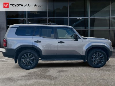 2025 Toyota Land Cruiser 4WD (Natl)