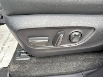 2025 Toyota Land Cruiser 4WD (Natl)