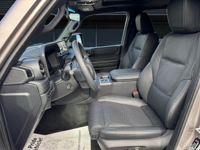 2025 Toyota Land Cruiser 4WD (Natl)