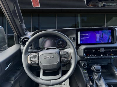 2025 Toyota Land Cruiser 4WD (Natl)