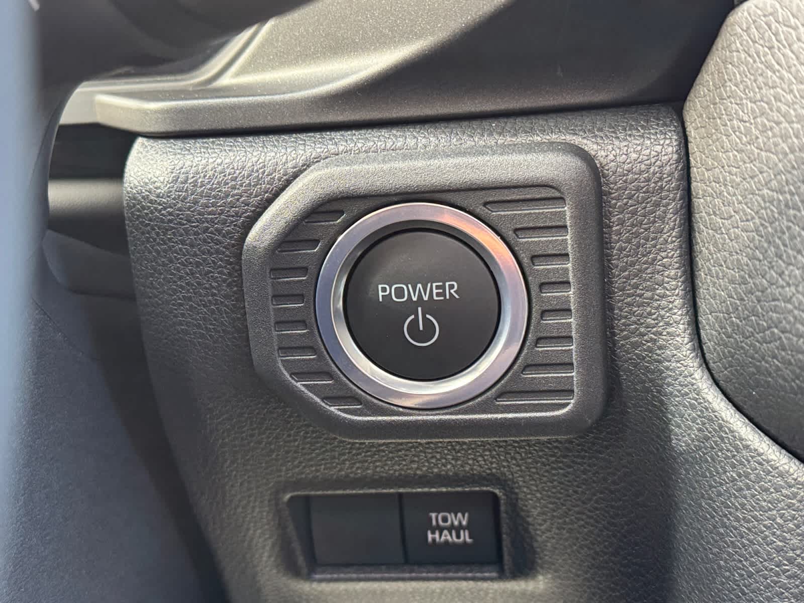 2025 Toyota Land Cruiser 4WD (Natl)