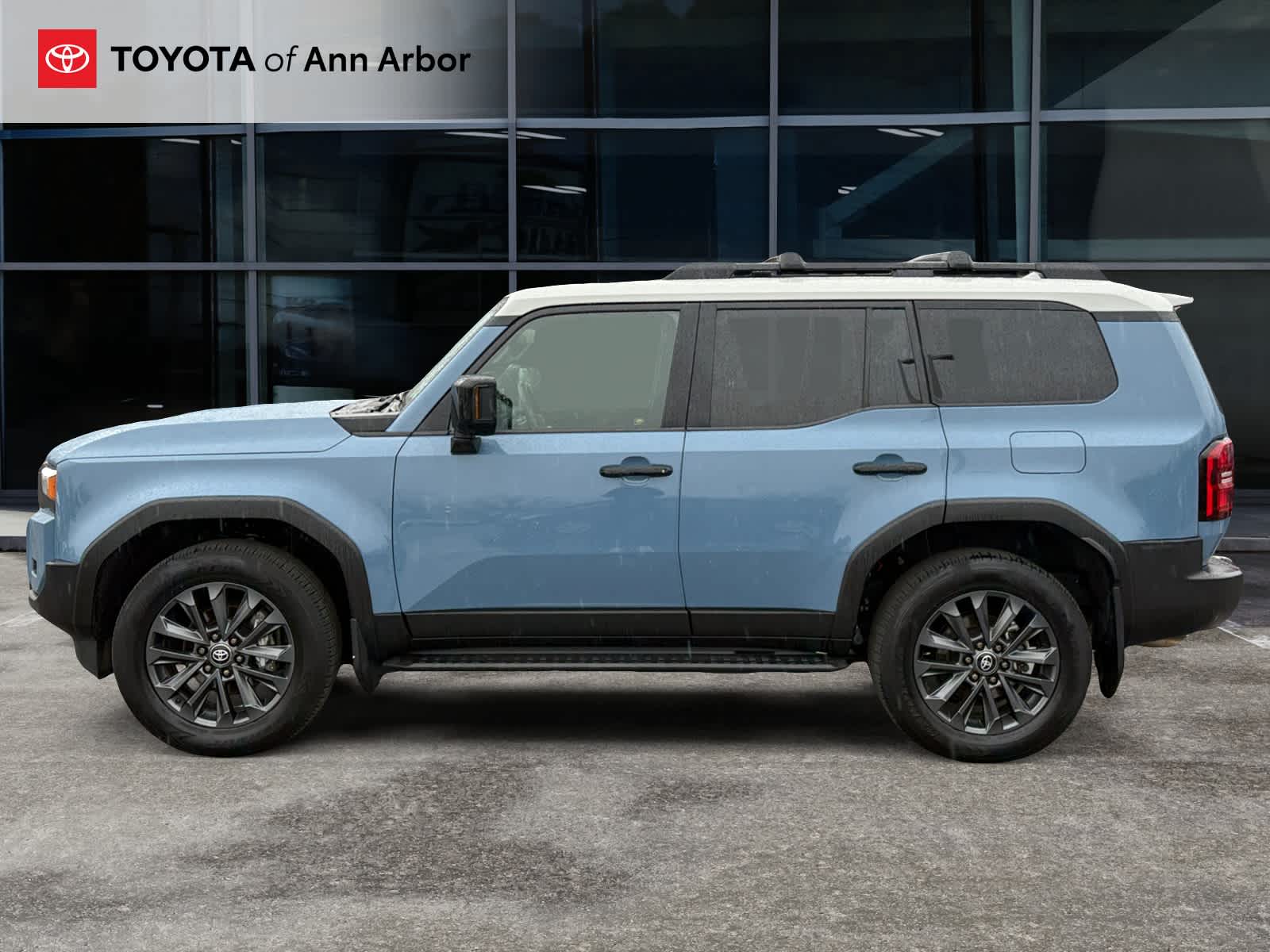 2024 Toyota Land Cruiser 4WD (Natl)