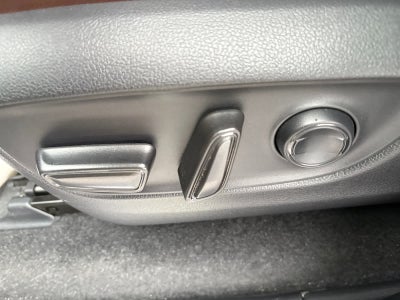 2024 Toyota Land Cruiser 4WD (Natl)